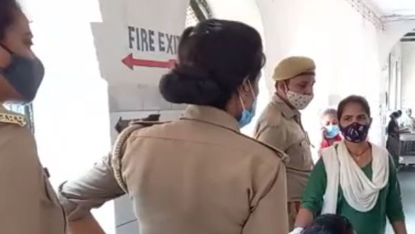 रात में व्यायामशाला से भागी युवती