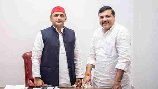 AAP leader Sanjay Singh met SP President Akhilesh Yadav AAP leader Sanjay Singh met SP President Akhilesh Yadav