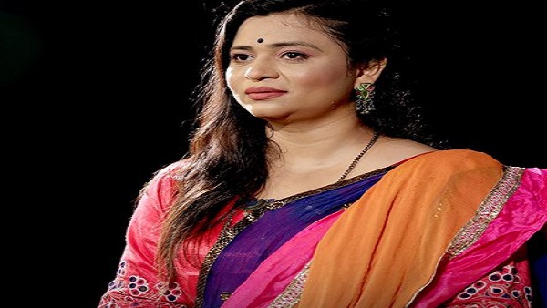 कौन हैं उर्वशी रादादिया?