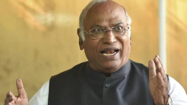 खड़गे बोले- मोदी सरकार ने भारत के दुश्मनों की तरह काम किया?