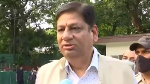अश्विनी शेखड़ी ने भी जताई थी आपत्ती