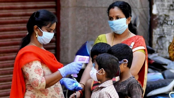 ओमिक्रॉन डेल्टा वैरिएंट की तुलना में कहीं ज्यादा खतरनाक