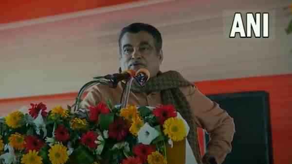 union minister nitin gadkari promised to build roads like america in uttar pradesh union minister nitin gadkari promised to build roads like america in uttar pradesh