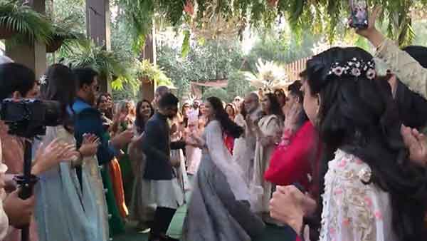 दूल्हा सबसे आखिर में कर रहा था इंतजार