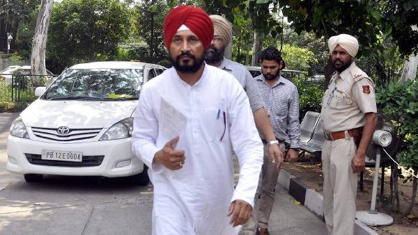 कांग्रेस के नेताओं का चन्नी को मिल रहा समर्थन