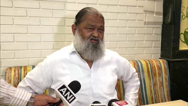 Haryana Home Minister Anil Vij says- Four people lost lives in the landslide at a mining site in Bhiwani Haryana Home Minister Anil Vij says- Four people lost lives in the landslide at a mining site in Bhiwani