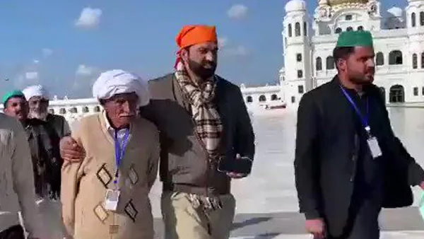 तेजी से इंटरनेट पर वायरल हुआ वीडियो