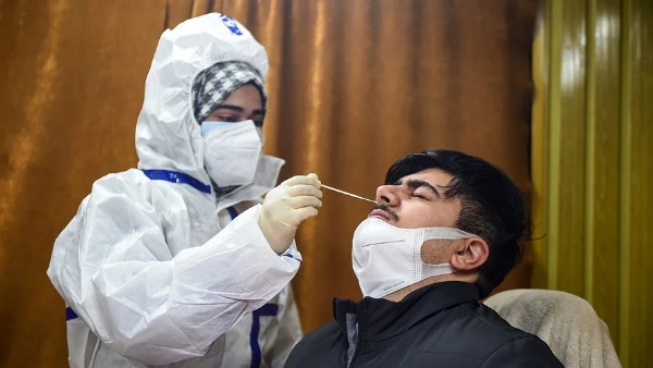 Delhi reports 12,527 new coronavirus cases and 24 deaths in last 24 hours; Delhi reports 12,527 new coronavirus cases and 24 deaths in last 24 hours;