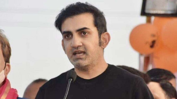 2018 में लिया था संन्यास