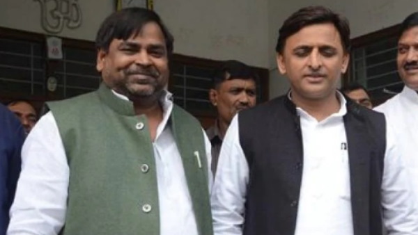 akhilesh yadav fielded jailed former minister Gayatri Prajapati wife on Amethi assembly seat akhilesh yadav fielded jailed former minister Gayatri Prajapati wife on Amethi assembly seat