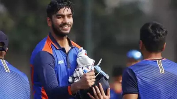 अश्विन और भुवनेश्वर को भी रखा बाहर