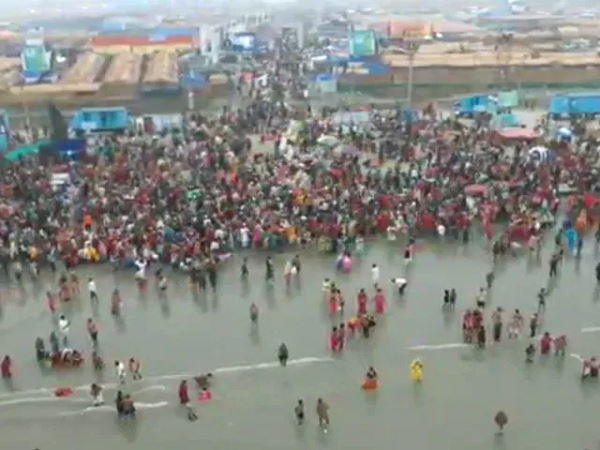 people gathering in Gangasagar Mela people gathering in Gangasagar Mela