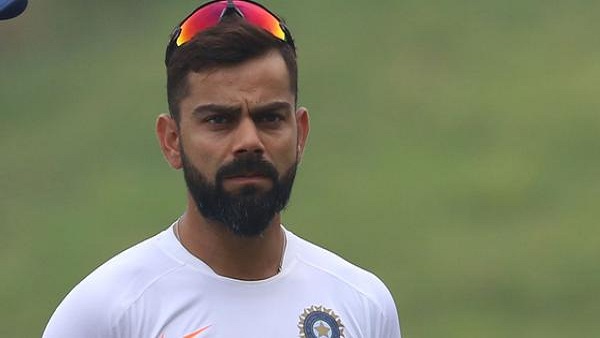 विवादों से गुजर रहे थे कोहली