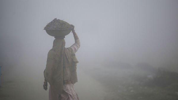 घनघोर कोहरा देखने के मिल सकता है