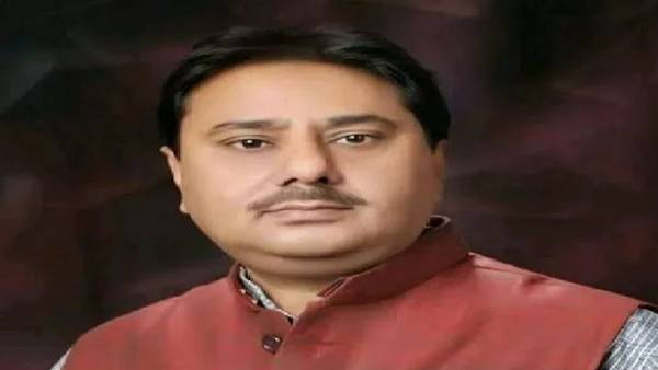 2017 में मुश्किल से जीते थे गुड्डू जमाली