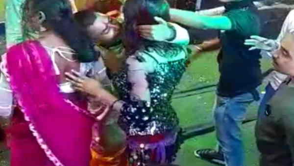 video viral of ram jamki thakurbari temple secretary kiss transgender video viral of ram jamki thakurbari temple secretary kiss transgender