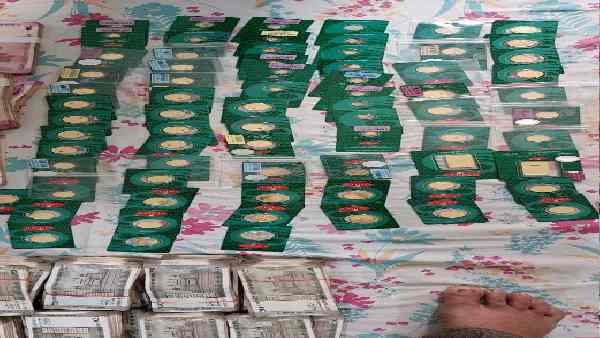 25 मार्च से चल रही है छापेमारी