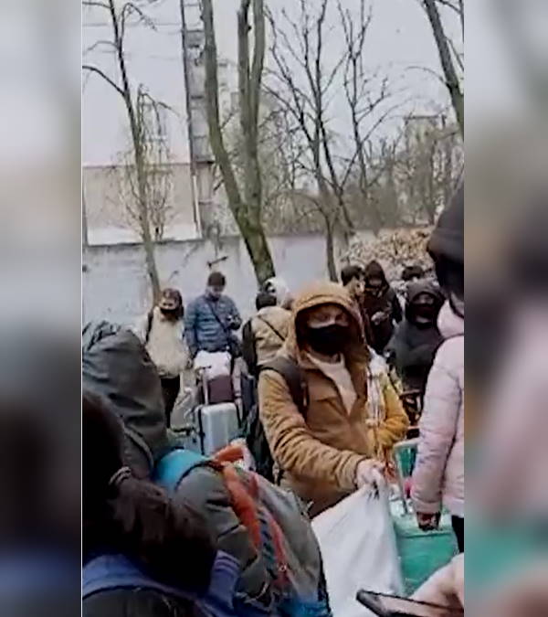 वहां जीवित रहना भी मुश्किल था