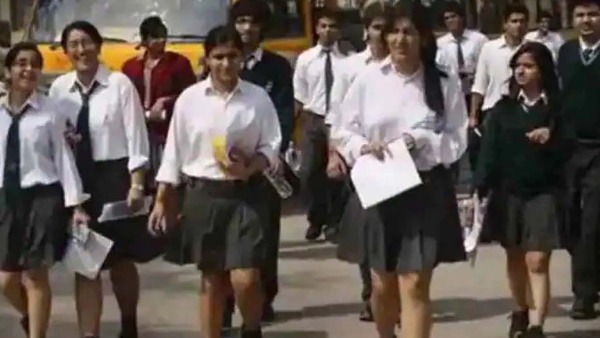 Fact Check FAKE notice on CBSE Term 1 and Term 2 exam weightage circulating on social media Fact Check FAKE notice on CBSE Term 1 and Term 2 exam weightage circulating on social media
