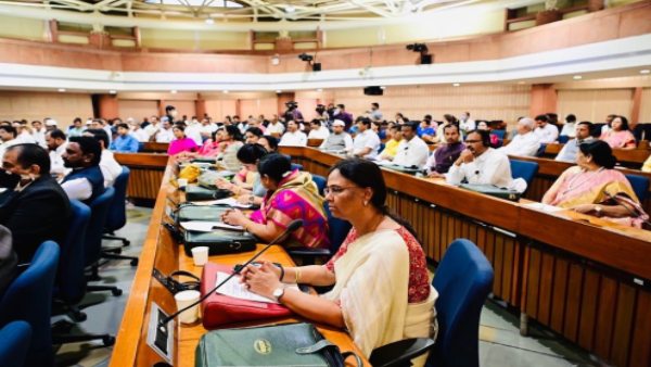 संसदीय गरिमा बढ़ाने के लिए हुई बैठक