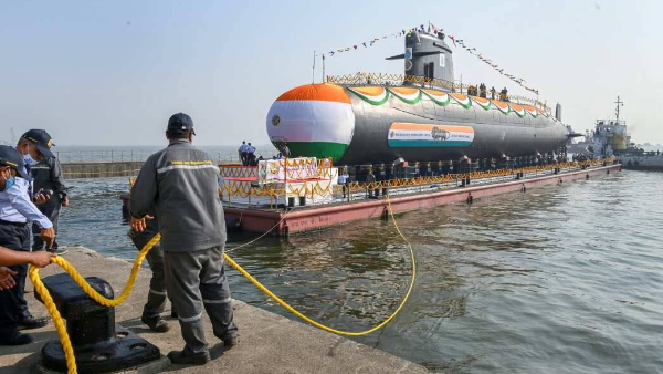 'प्रोजेक्ट-75' की आखिरी स्कॉर्पीन पनडुब्बी INS वागशीर लॉन्च