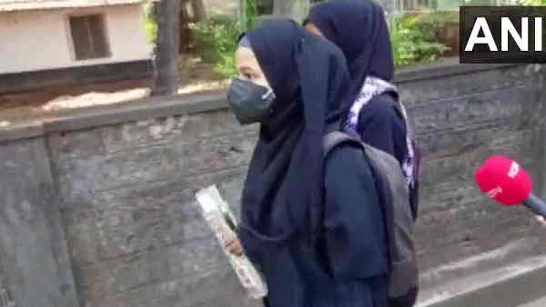 wo students leave the PUC examination centre after they were allegedly not permitted to take the exam wearing hijab wo students leave the PUC examination centre after they were allegedly not permitted to take the exam wearing hijab