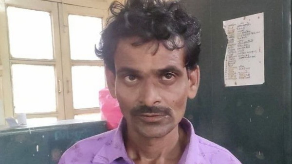 शादी क्यों नहीं करना चाहता करोड़पति स्वीपर ?