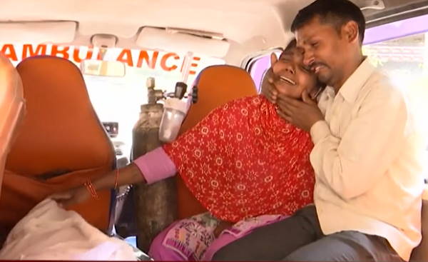 Delhi Aiims: A 6 year old girl saved 5 lives, her parents donated organs Delhi Aiims: A 6 year old girl saved 5 lives, her parents donated organs
