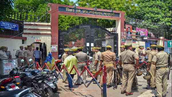 आईपीसी की धारा 153ए(2) और 505 (3) के तहत कार्रवाई की मांग