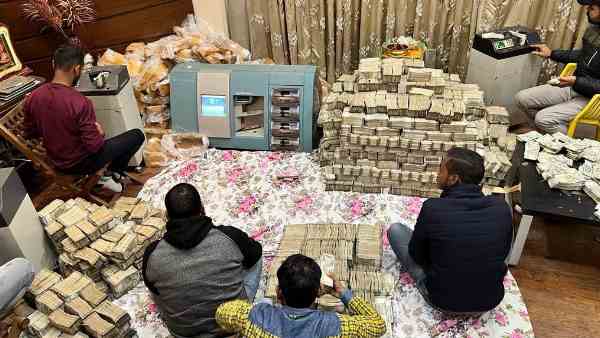 अब चुकानी होगी कस्टम ड्यूटी