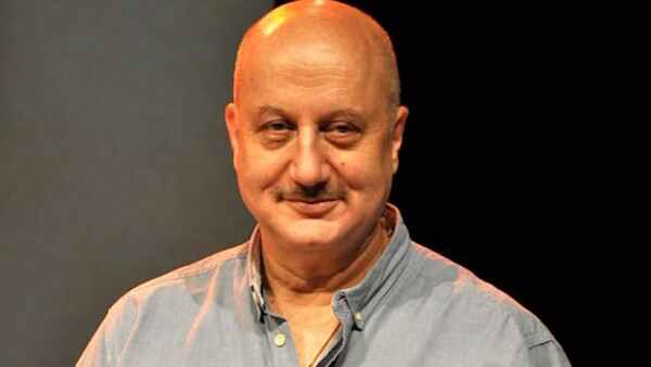 अनुपम खेर ने भी किया ट्वीट