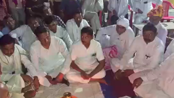 परिवार की आर्थिक स्थिति खराब