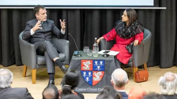Rahul Gandhi silent on a question at Cambridge University Rahul Gandhi silent on a question at Cambridge University