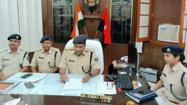 दूसरे पति ने छोड़ा, अवनीश सिंह से की तीसरी शादी