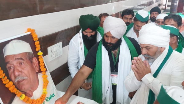 Rakesh Tikait targets BJP govt says Due to wrong policies people of 36 fraternities are indebted Rakesh Tikait targets BJP govt says Due to wrong policies people of 36 fraternities are indebted