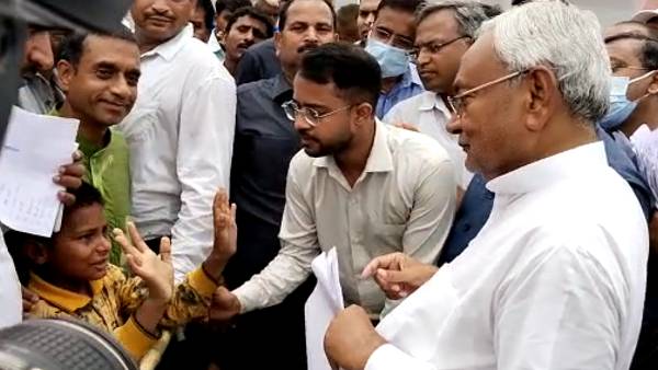 बच्चे ने शिक्षा व्यवस्था की खोली पोल