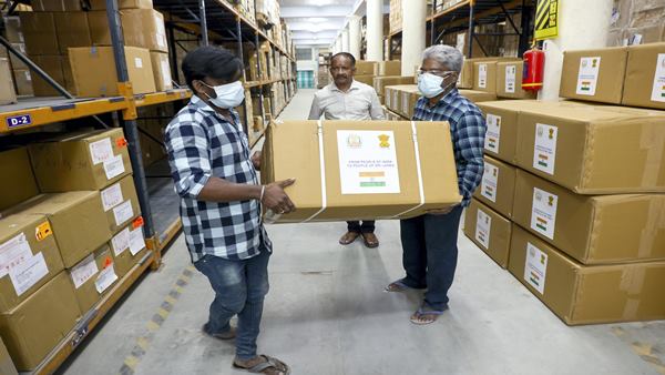 भारत ने श्रीलंका को मदद पहुंचाया