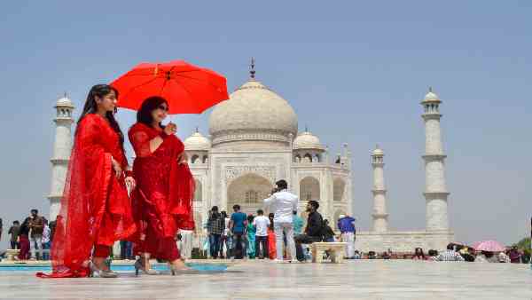 मस्जिद इंतेजामिया अलग राग अलाप रही है
