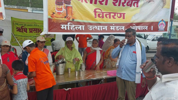 आसाराम को बताया निर्दोष