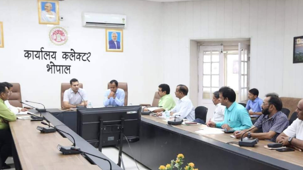 कलेक्टर ने दिए सख्त आदेश कलेक्टर ने दिए सख्त आदेश