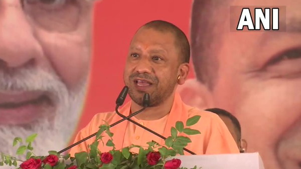 cm yogi adityanath targets samajwadi party in azamgarh ahead of loksabha by polls cm yogi adityanath targets samajwadi party in azamgarh ahead of loksabha by polls