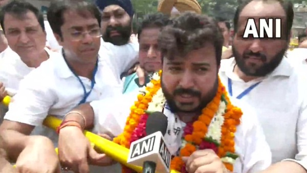 जीत के बाद क्या बोले दुर्गेश पाठक?