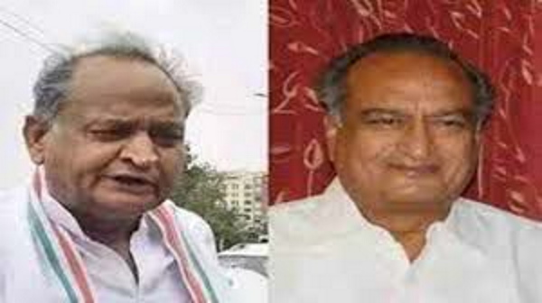 गुजरात व पश्चिम बंगाल में भी 15 जगह छापे मारे गए