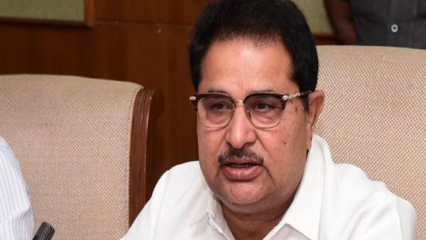 27 दिसंबर को जारी किया गया कारण बताओ नोटिस
