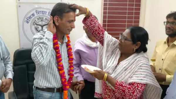 Aligarh News Muslim Female Teacher Tahir Basic Education Officer Aligarh News Muslim Female Teacher Tahir Basic Education Officer