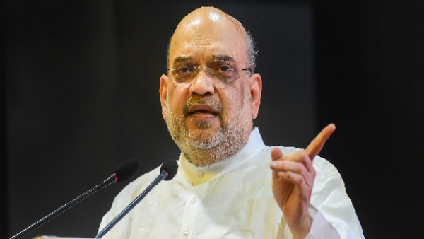 अमित शाह का कांग्रेस पर चौतरफा हमला अमित शाह का कांग्रेस पर चौतरफा हमला