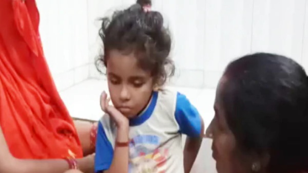 मरे हुए सांप को डिब्बे में रखकर अस्पताल ले गए थे बच्चे के परिजन