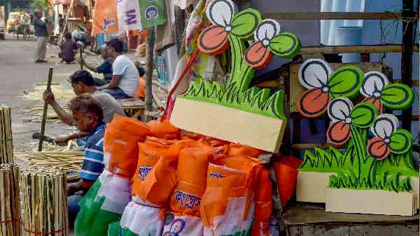 खर्च में कांग्रेस के लगभग बराबर रही टीएमसी