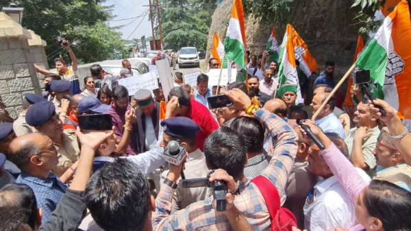 Himachal congress protest on ED office in Shimla Himachal congress protest on ED office in Shimla