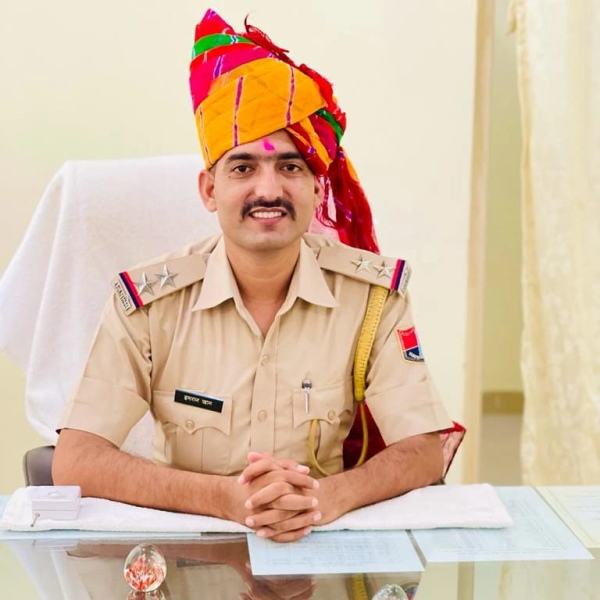 एसएचओ इमरान खान का इंटरव्यू